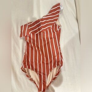 Woman’s Albion Fit The Icon Wave, Sydney One-Piece Swimsuit‎ - Size Small